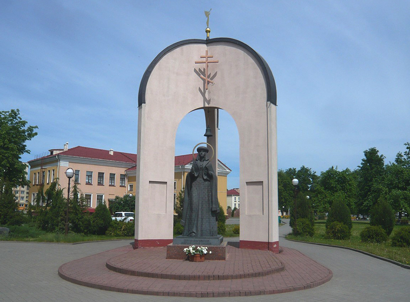 svyatwni4 prav Sofiya pamyatnik